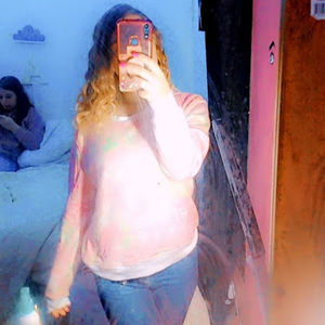 Meet your Posher, Briana